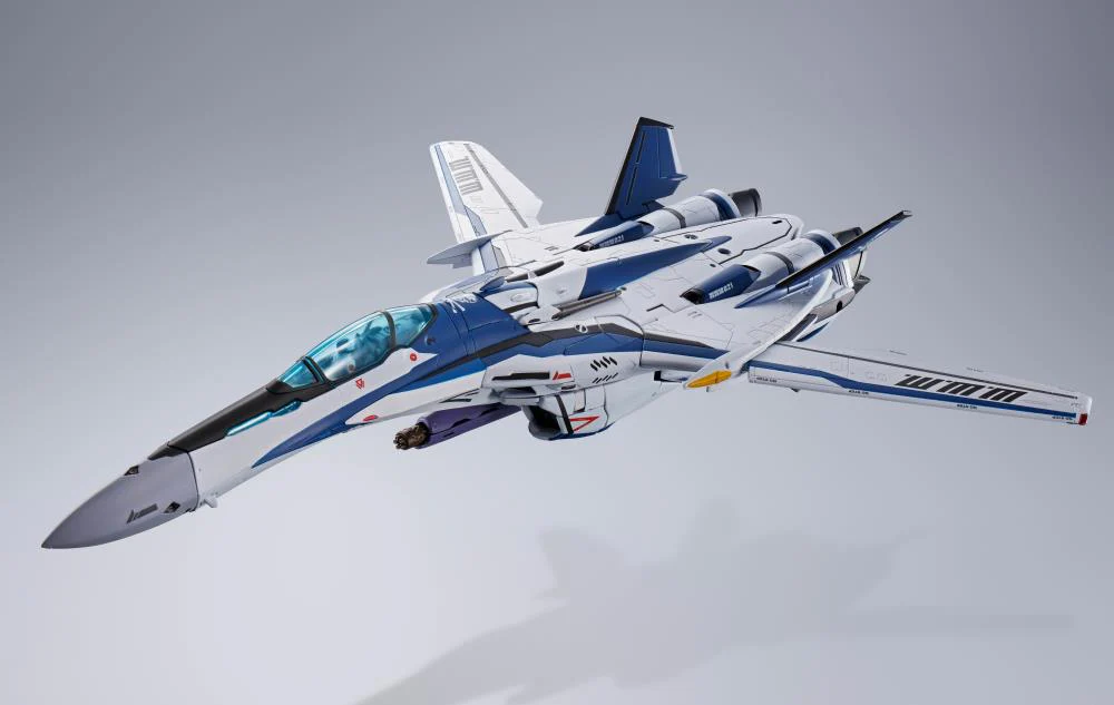 VF-25 Messiah Valkyrie Worldwide Anniversary Ver. Chogokin - Image 12
